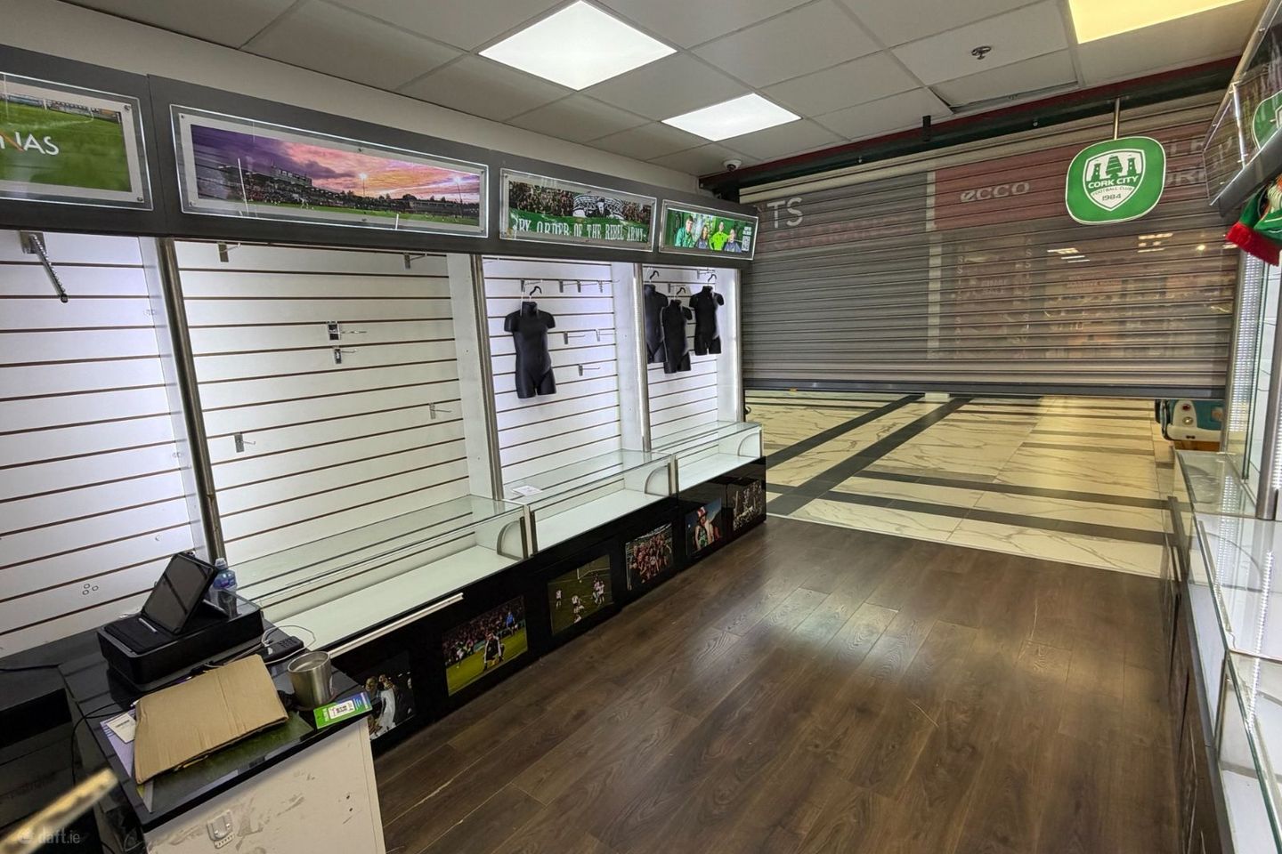 Unit 27, Blackpool Shopping Centre, Blackpool, Co. Cork — photo 1