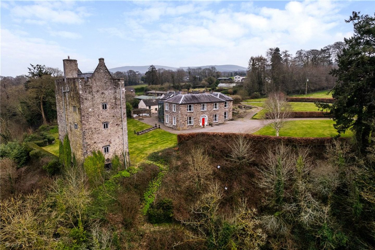 Carrigacunna Castle, Killavullen, Mallow, Co. Cork, P51X043 — photo 1