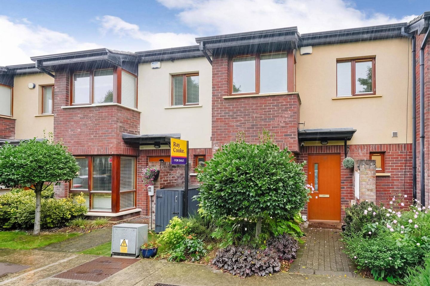 13 Blackthorn Hill View, Rathcoole, Co. Dublin — photo 1