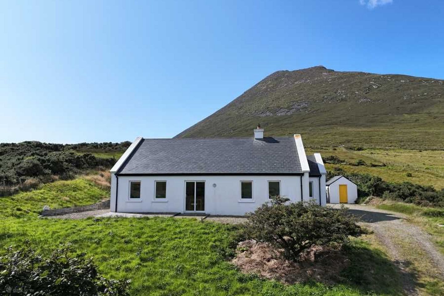 The Colony, Dugort, Achill, Co. Mayo, F28K735 — photo 1