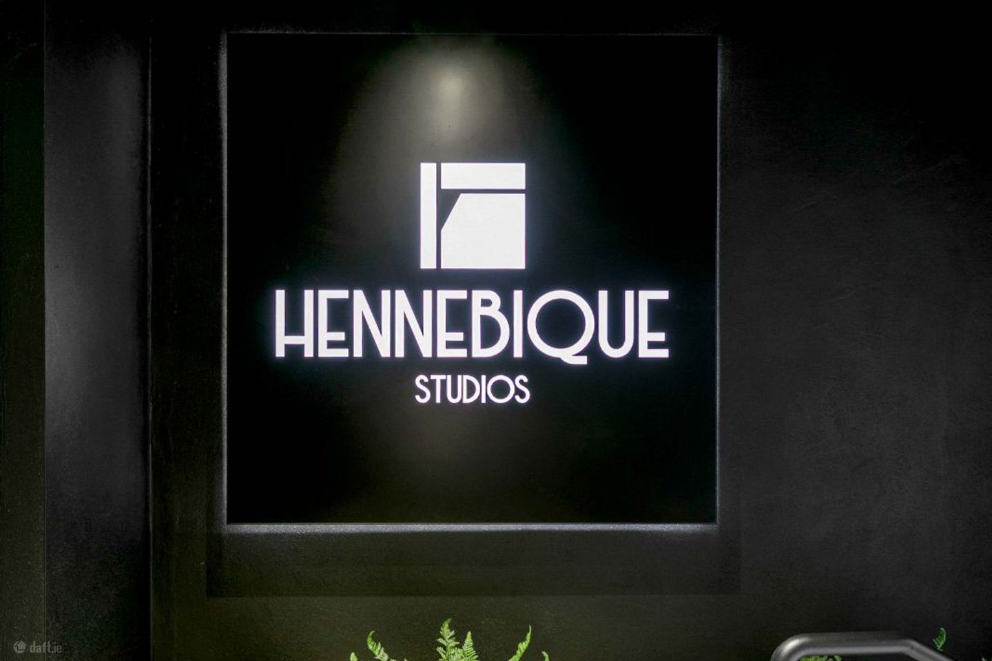 Hennebique Studio, 5 Dame Lane, Temple Bar, Dublin 2 — photo 1