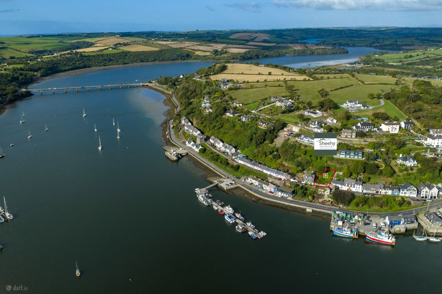 World`s End, Kinsale, Co. Cork — photo 1