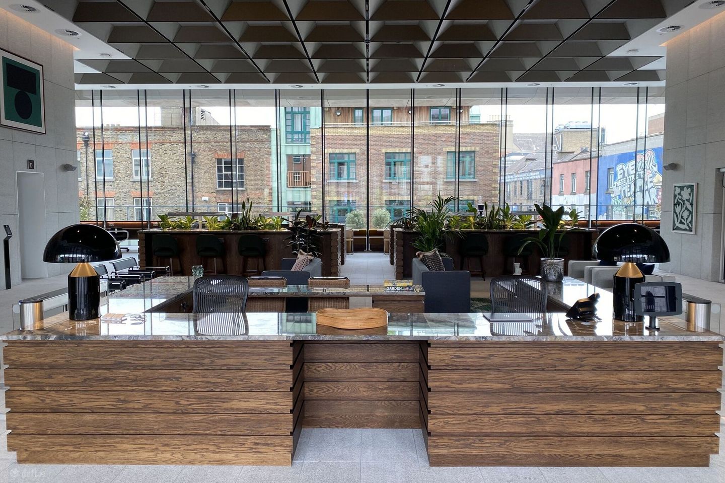 Serviced office to let Central Plaza, Dublin 2 