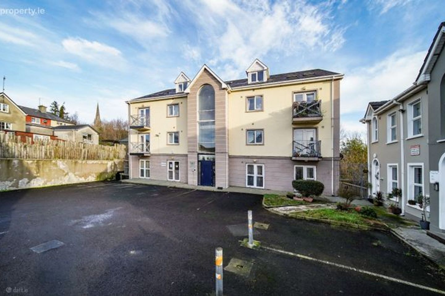  9 Saint Eunans Court, Letterkenny, Co. Donegal, Letterkenny, Co. Donegal — photo 1