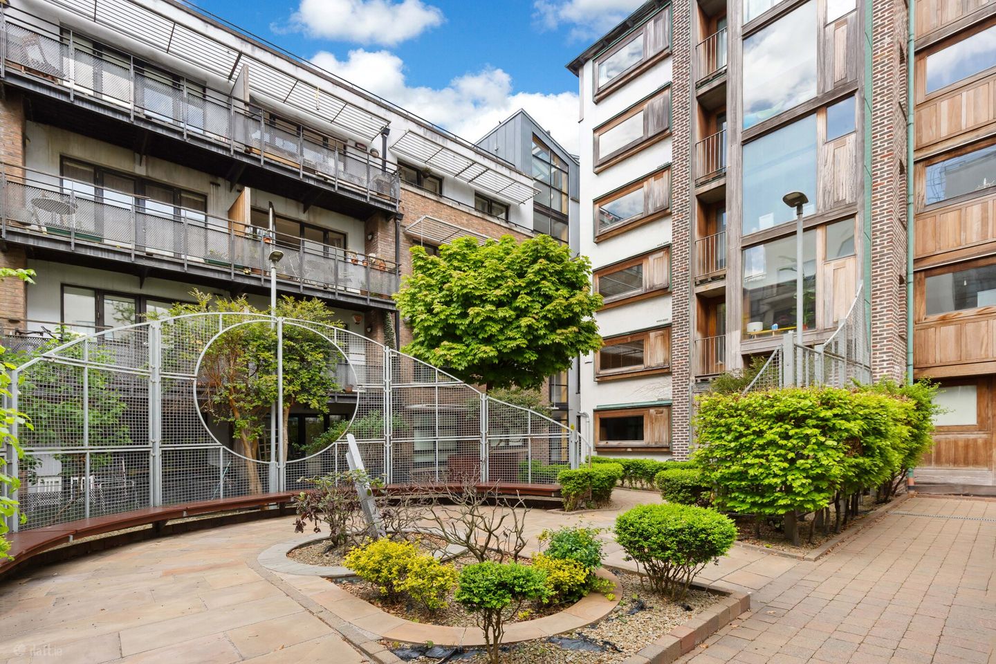 10 The Wooden Building, Exchange Street Upper, Dublin 8, D08 E9W7 — photo 1