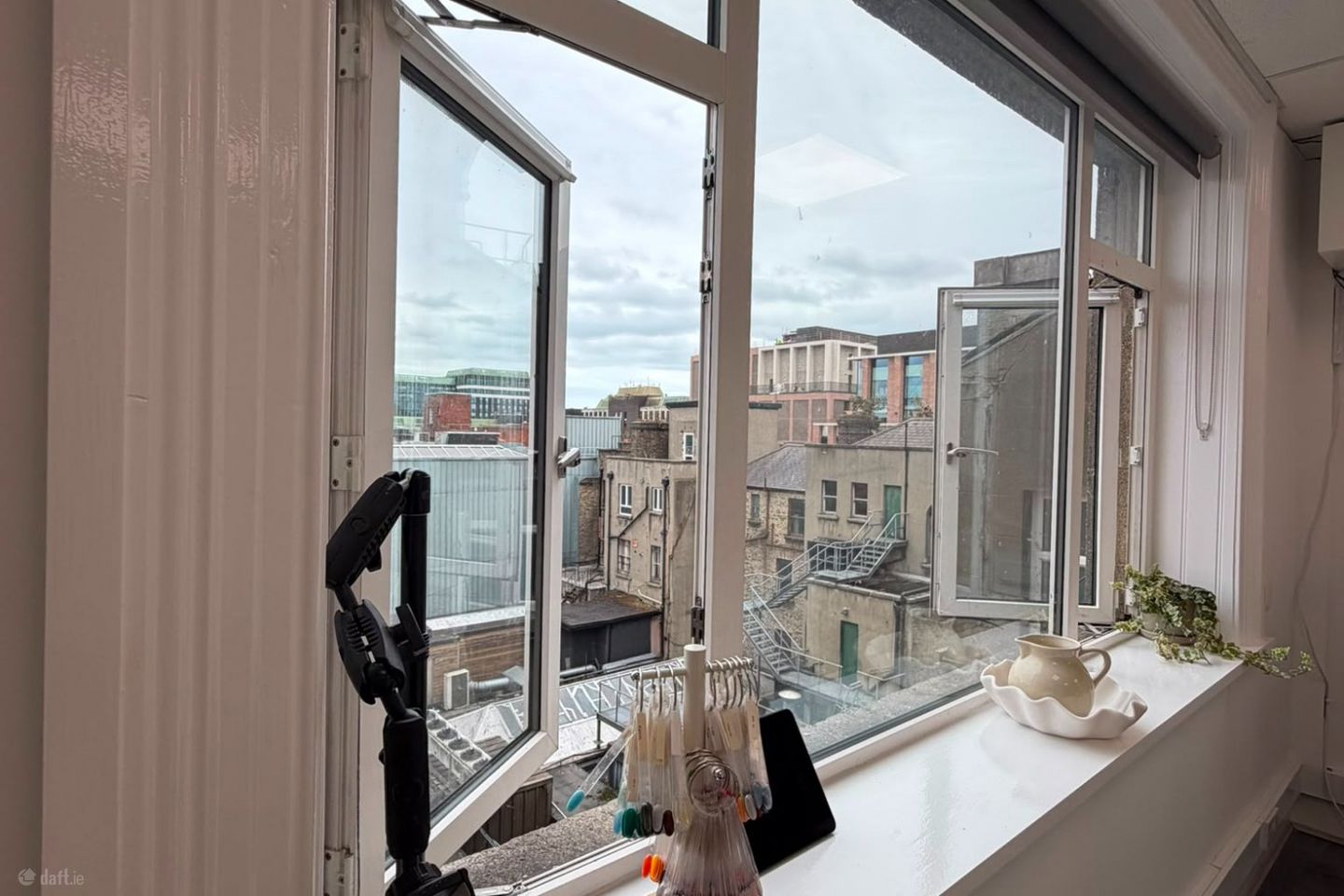 O'Connell Street Upper, Dublin 1 — photo 1