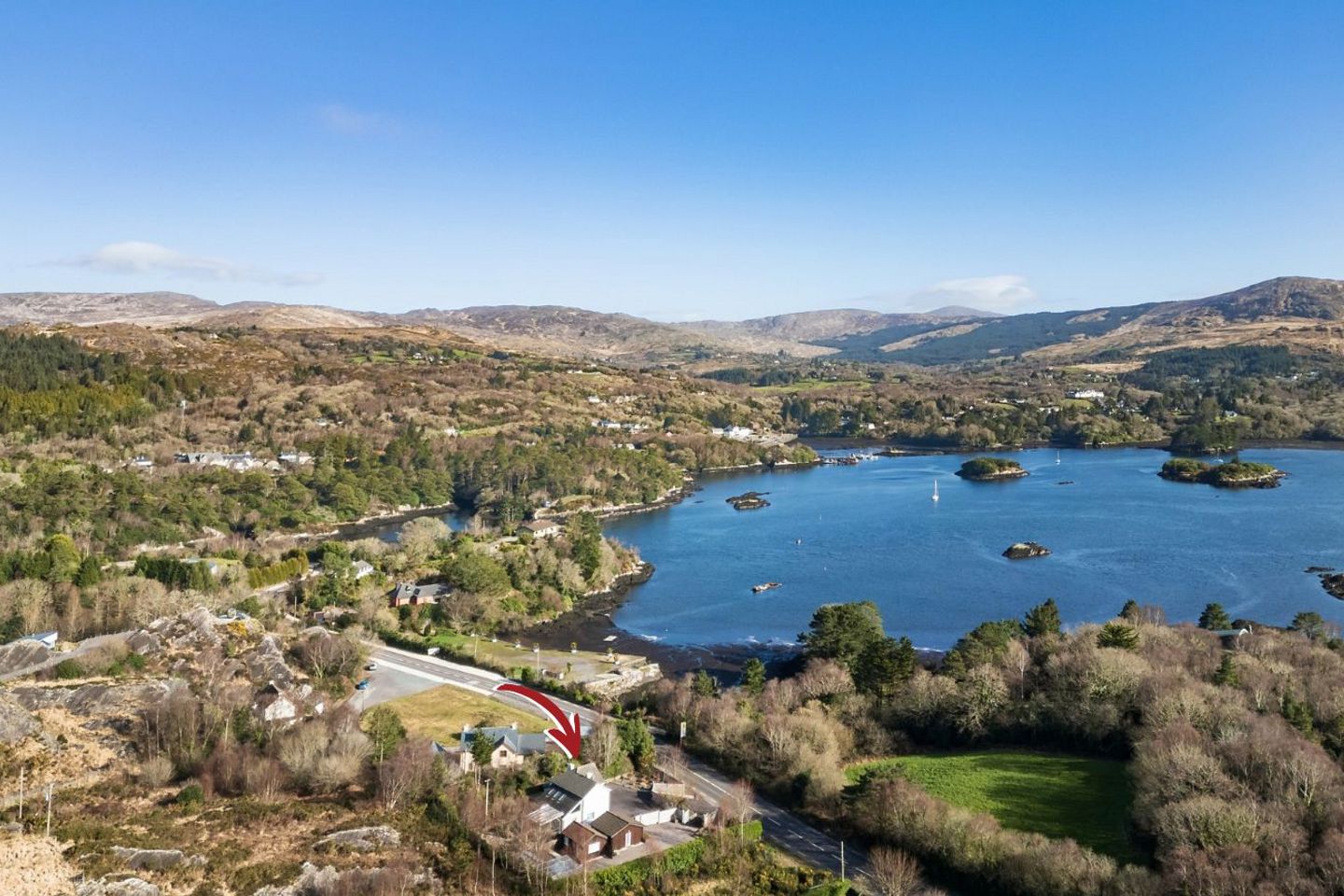 Fern House, Shrone, Glengarriff, Glengarriff, Co. Cork, P75YH60 — photo 1