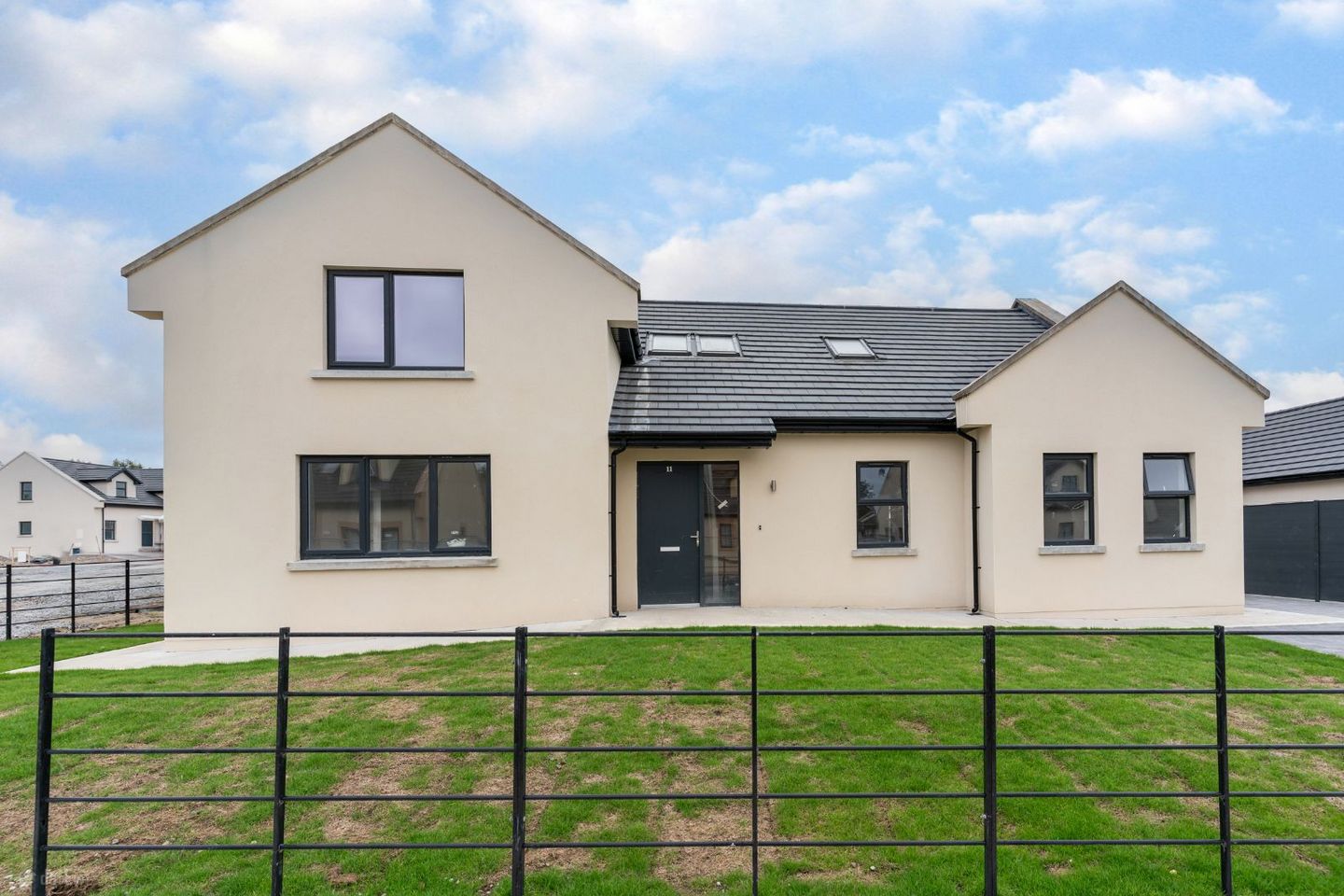 Blackhall, Cluain Aoibhinn, Carrighill Upper, Calverstown, Kildare, Co. Kildare — photo 1