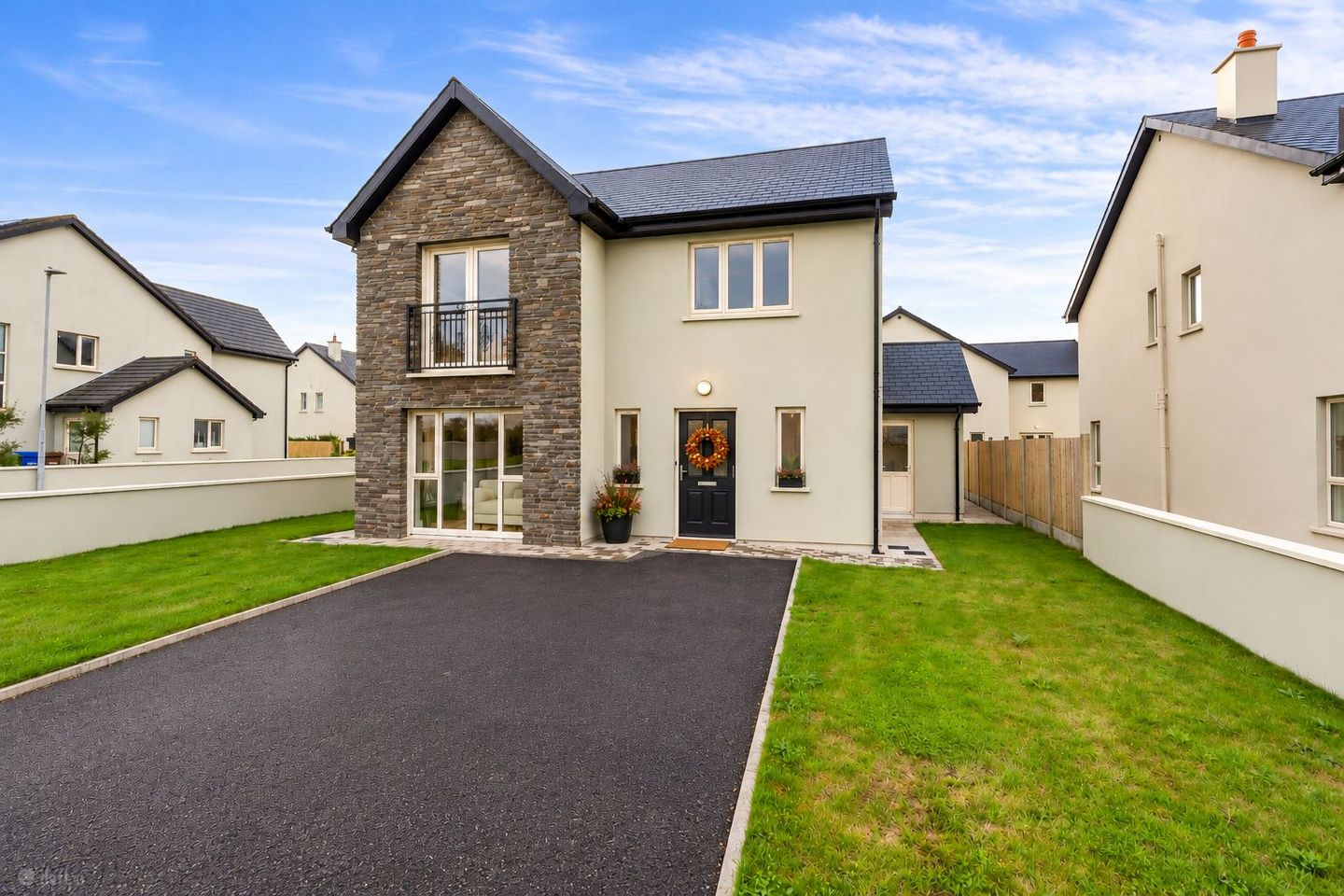 Four Bed Detached, Bruach Abhainn, Mogeely, Co. Cork — photo 1