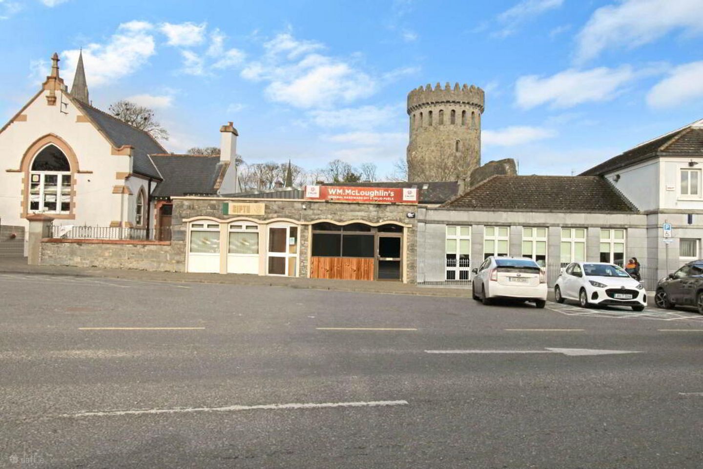 Mcloughlin`s Hardware, Banba Square, Nenagh, Co. Tipperary, E45C589 — photo 1