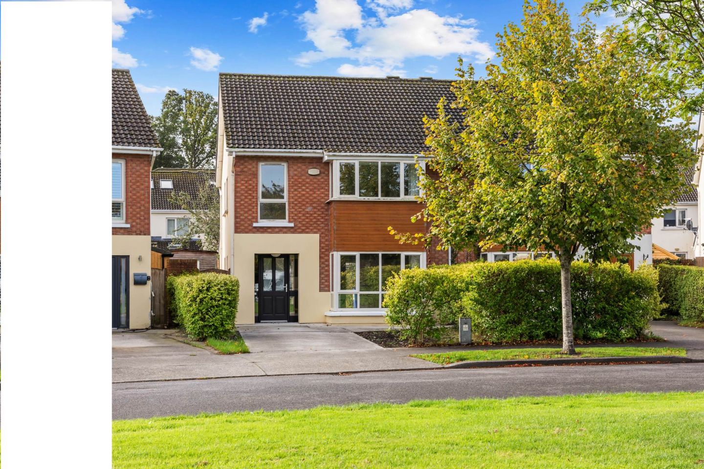 13 The Crescent, Dunboyne Castle, Dunboyne, Co. Meath, A86K407 — photo 1