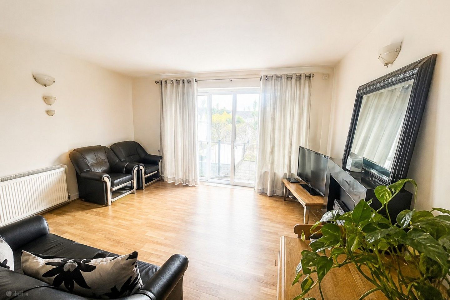 Apartment 23, Riverdock House, Limerick City Centre, Co. Limerick, V94HX56 — photo 1