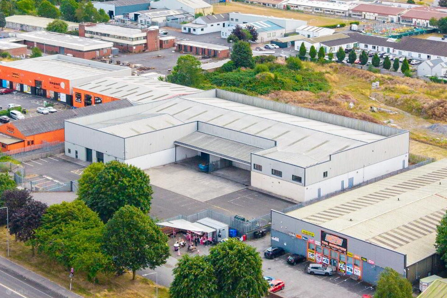 Strawhall Industrial Estate, Unit 3A Former Perry's Cash & Carry, Cannery Road, Carlow Town, Co. Carlow — photo 1