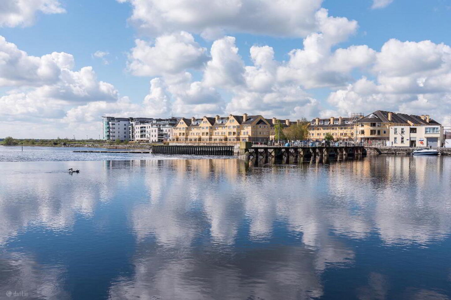 Apartment 33 Shannon Weir, Sr. Bernard Quay, Athlone, Co. Westmeath — photo 1