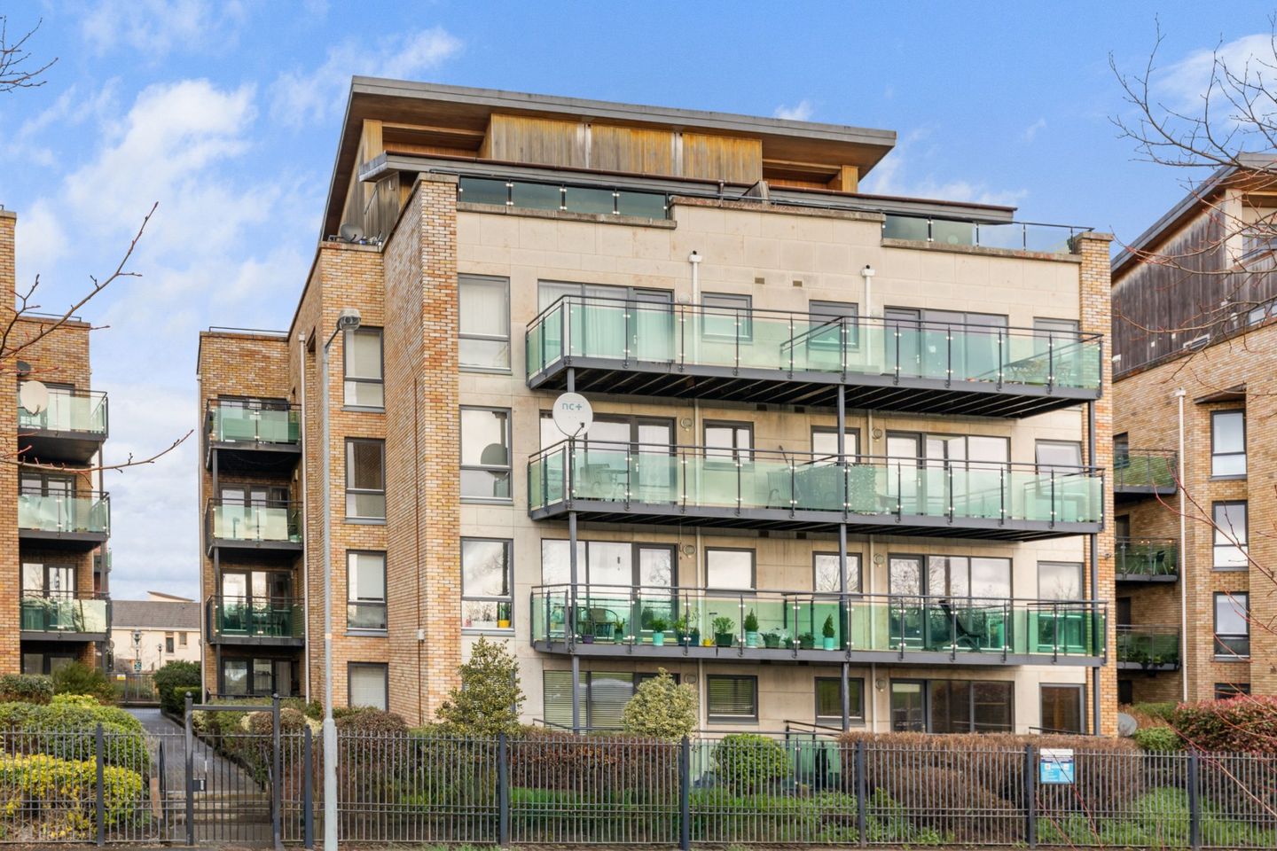166 Rathborne Court, Ashtown, Dublin 15, D15 H048 — photo 1