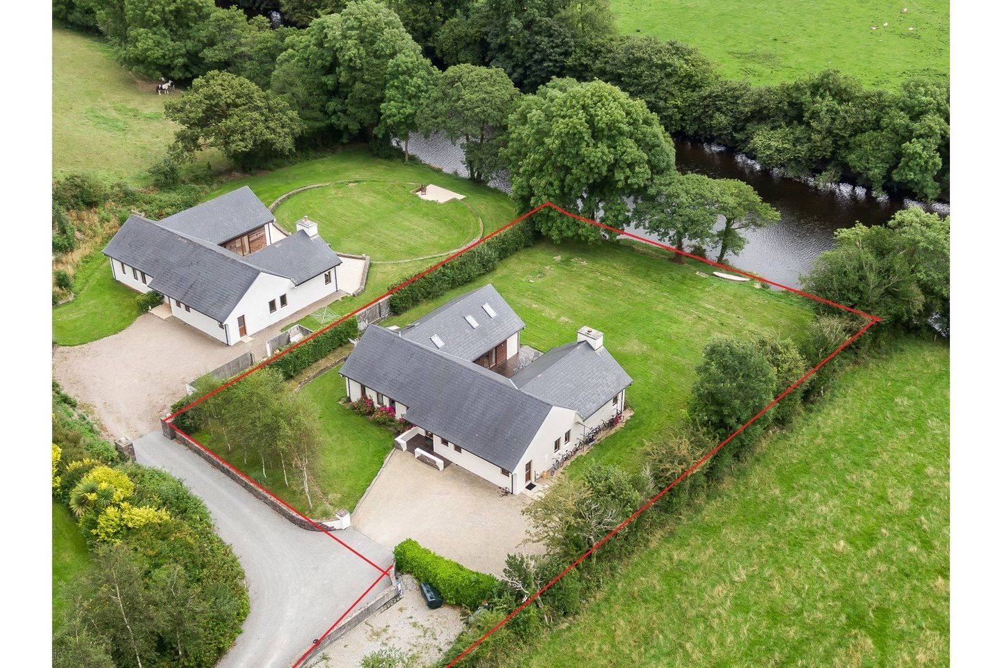 1 Cahir Lodges, Cahir West, Kenmare, Co Kerry, V93 W088 — photo 1