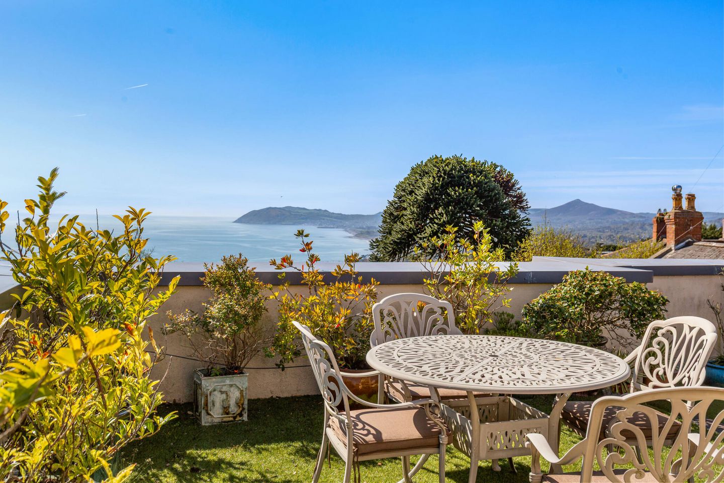The Penthouse, No.4 Killiney Hill Plaza, Killiney, Co Dublin, A96 XR62 — photo 1