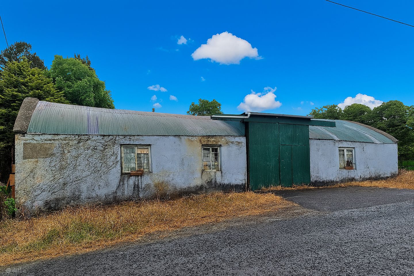 Cloonfad village, Cloonfad, Co. Roscommon — photo 1