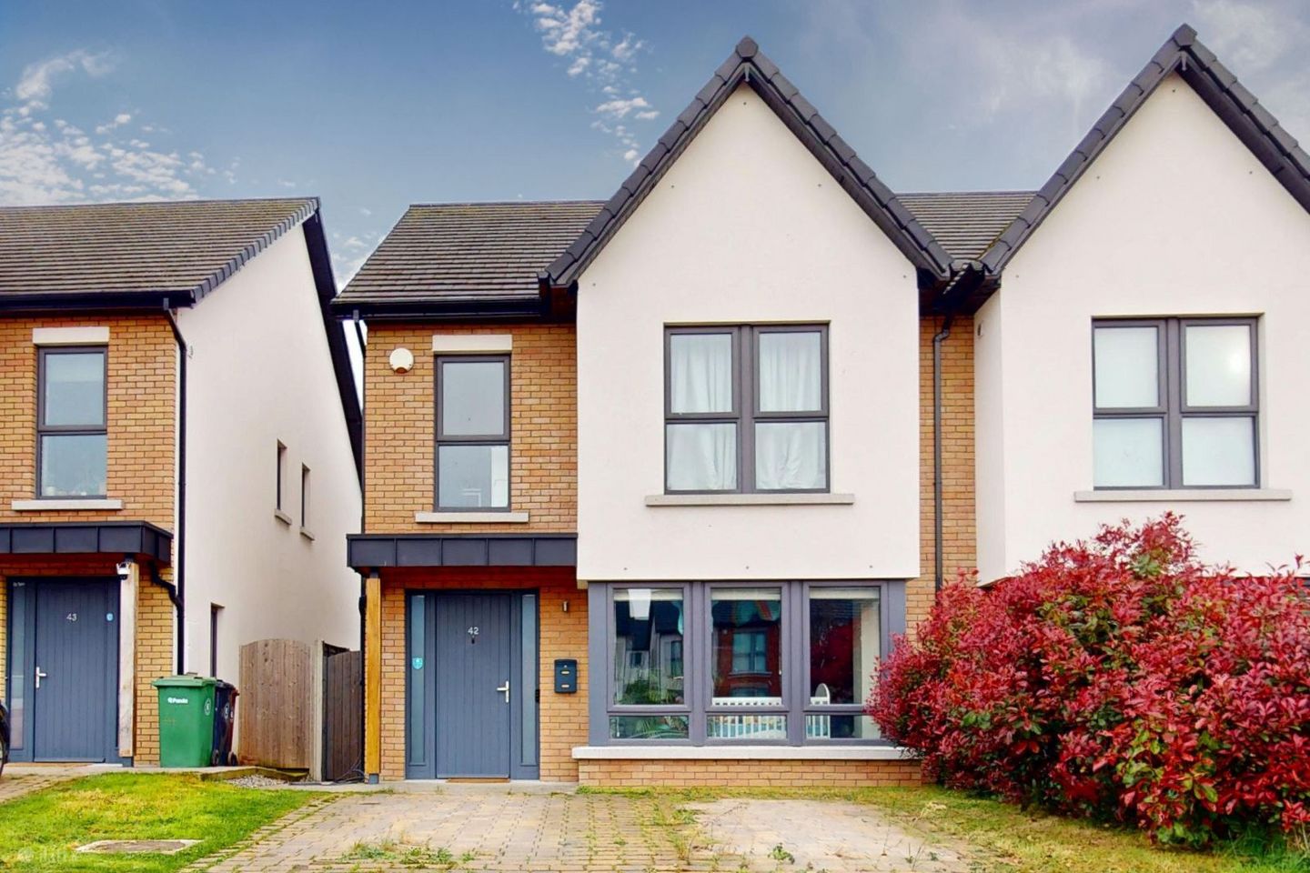 42 Hollywoodrath Drive, Hollystown, Dublin 15, D15PPH3 — photo 1
