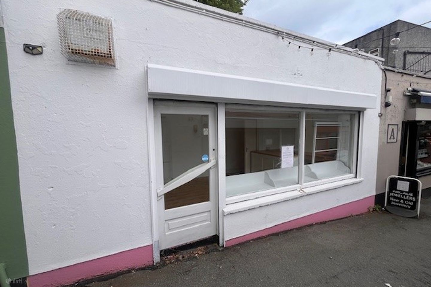 2 The Village Gate Arcade, Main Street, Co. Wicklow — photo 1