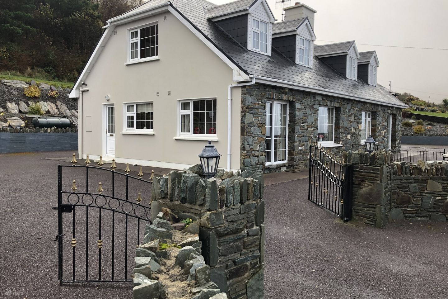Gleensk, Kells, Glenbeigh, Co. Kerry — photo 1