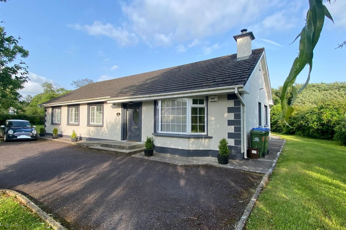  Lakeview, Currow, Currow, Co. Kerry, V93NW25 — photo 1