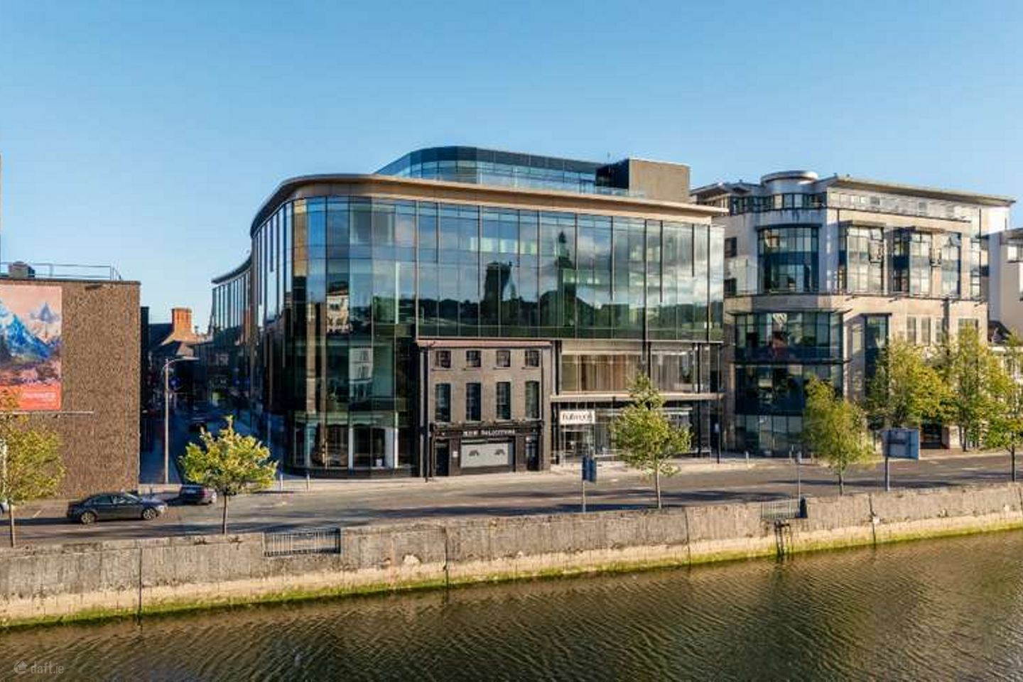 The Halfmoon Building, Lavitts Quay, Cork City, Co. Cork — photo 1