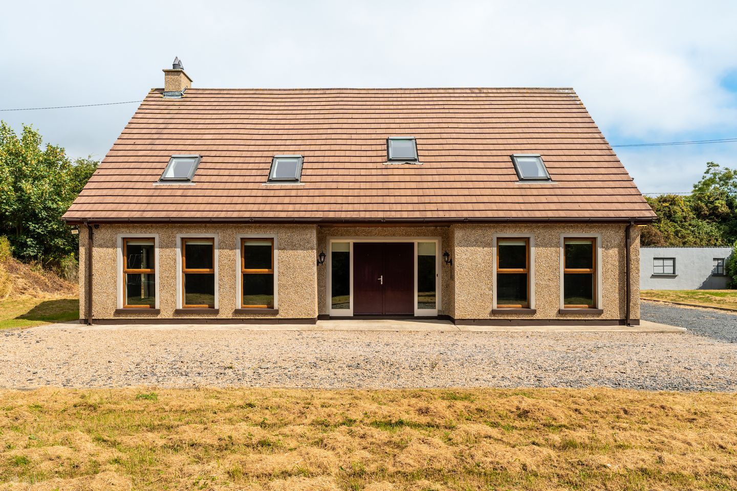 Suntown, Dunleer, Drogheda, Co. Louth, A92E0X6 — photo 1