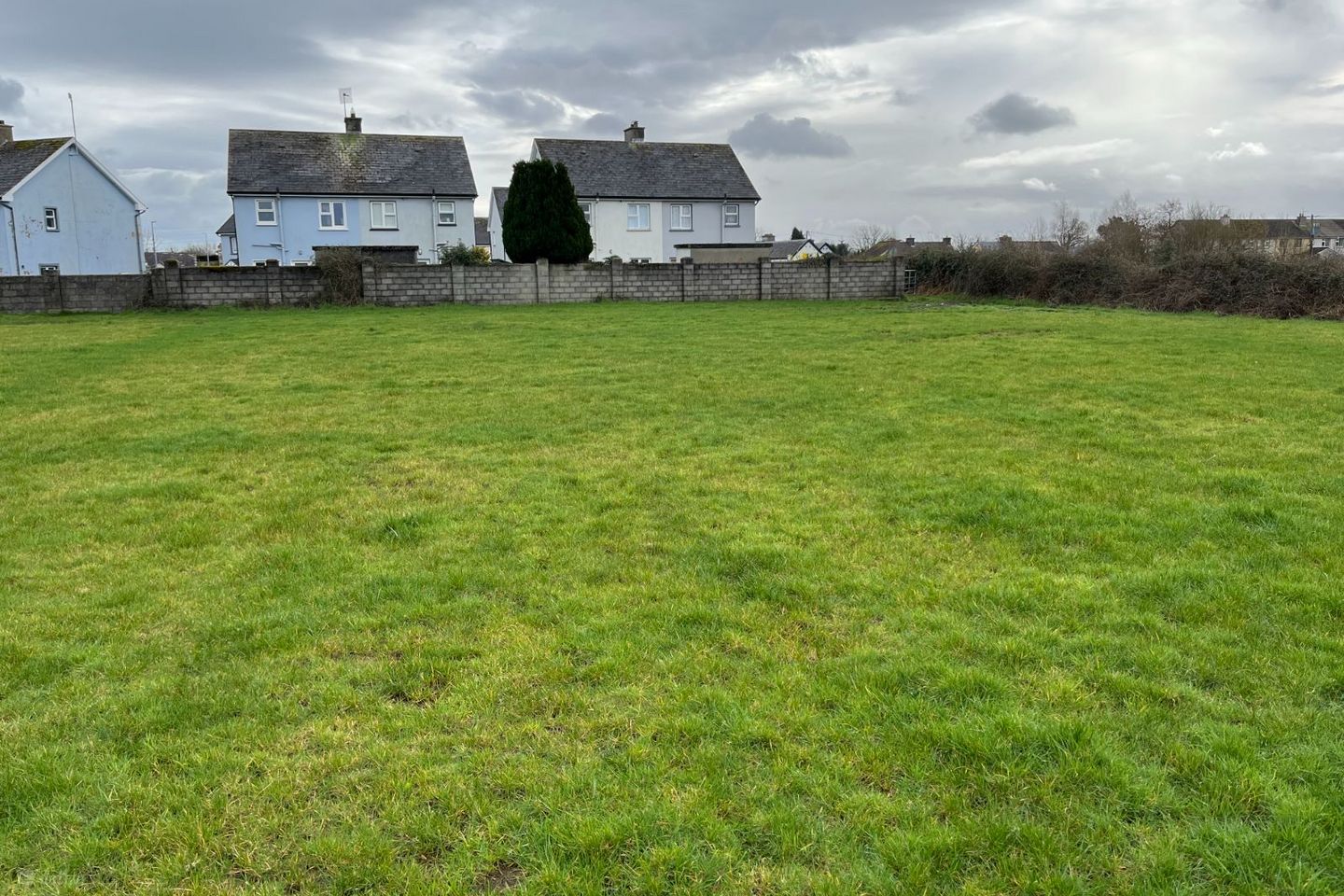 Whitegate, Whitegate, Co. Clare — photo 1