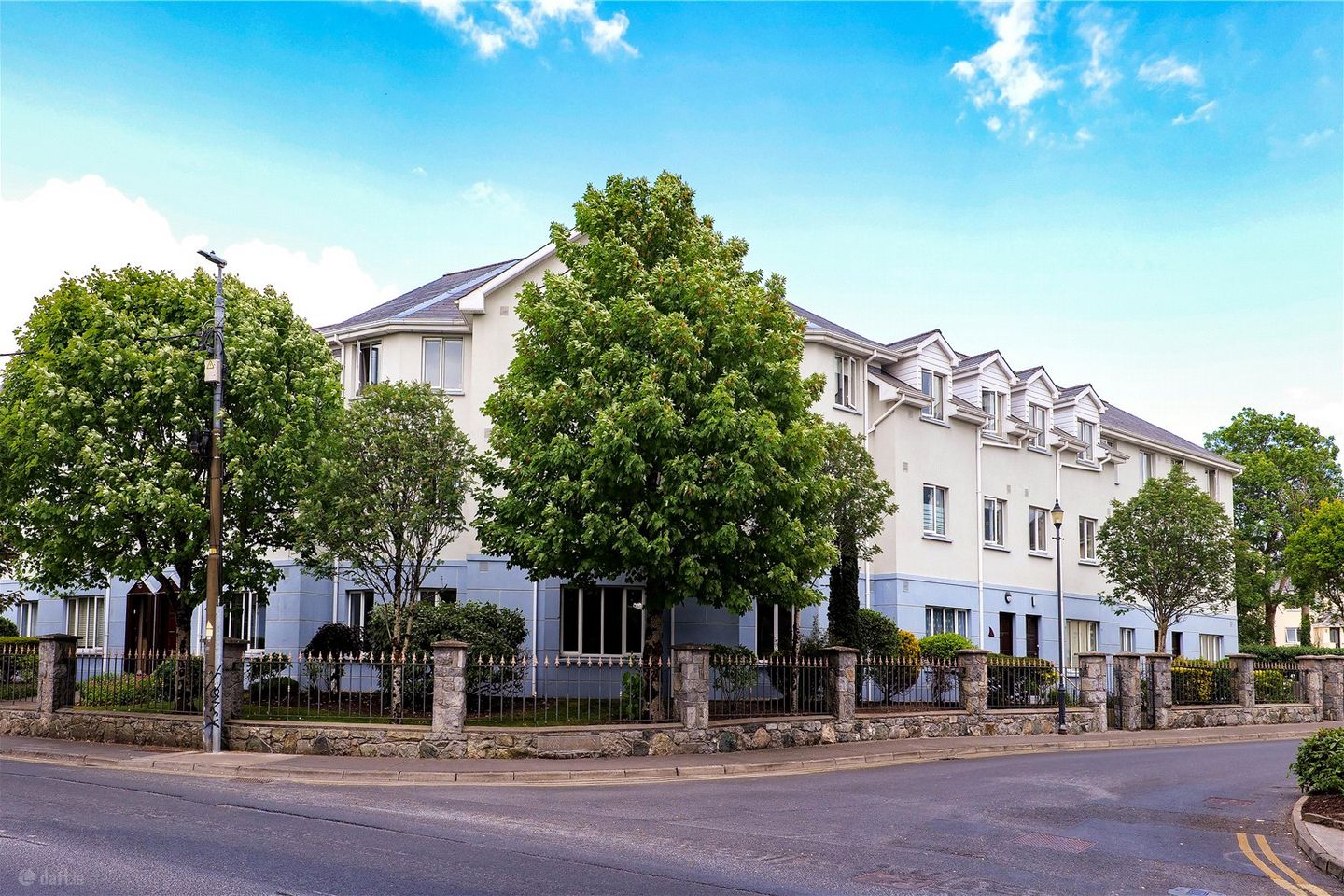 15 Lios Ealtan, Nile Lodge, Salthill Road Lower, Salthill, Galway City, H91X891 — photo 1