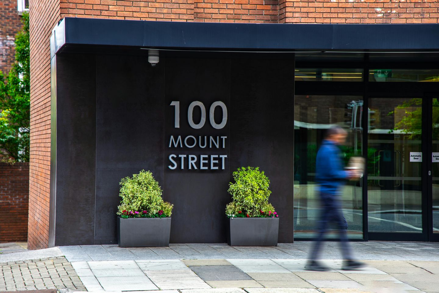 100 Mount Street Lower, Dublin 2 — photo 1