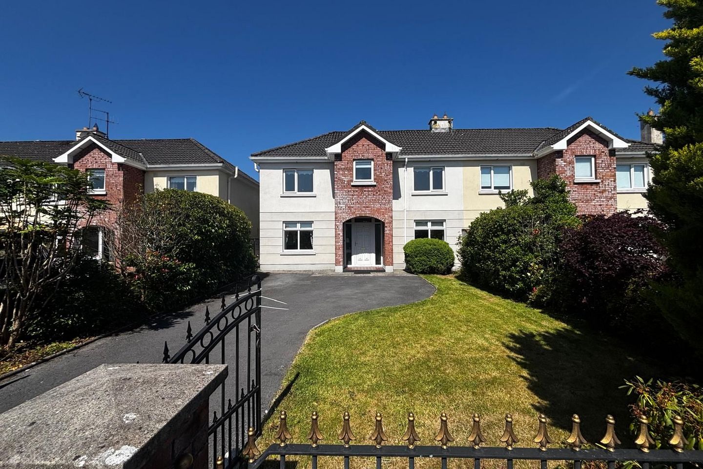 19 The Cricket Fields, Dunmore Road, Tuam, Co. Galway, H54P966 — photo 1