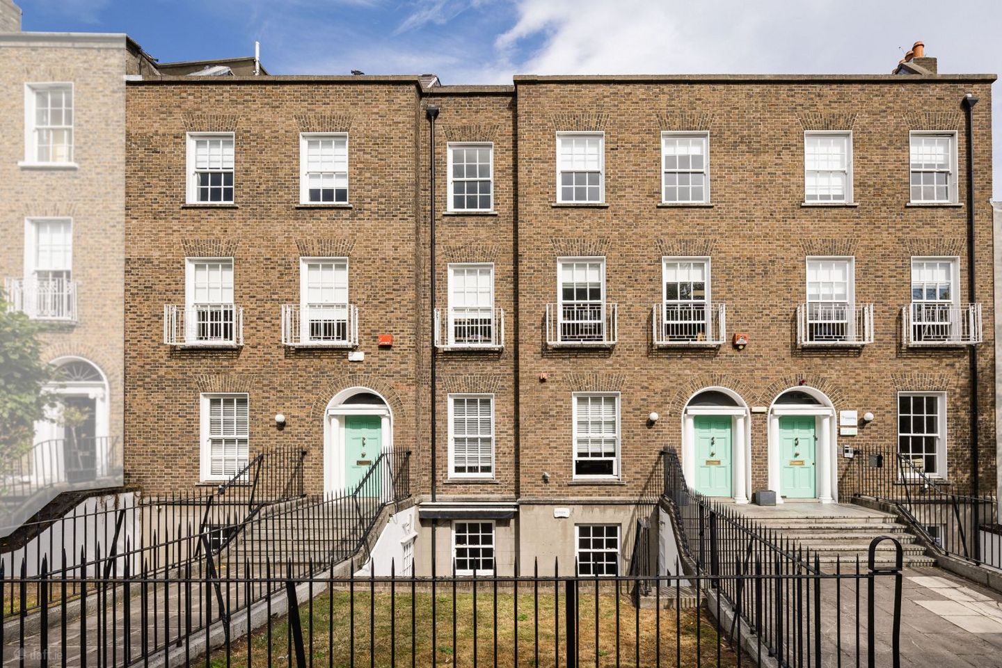 11-12 Warrington Place , Dublin 2, D02E221 — photo 1
