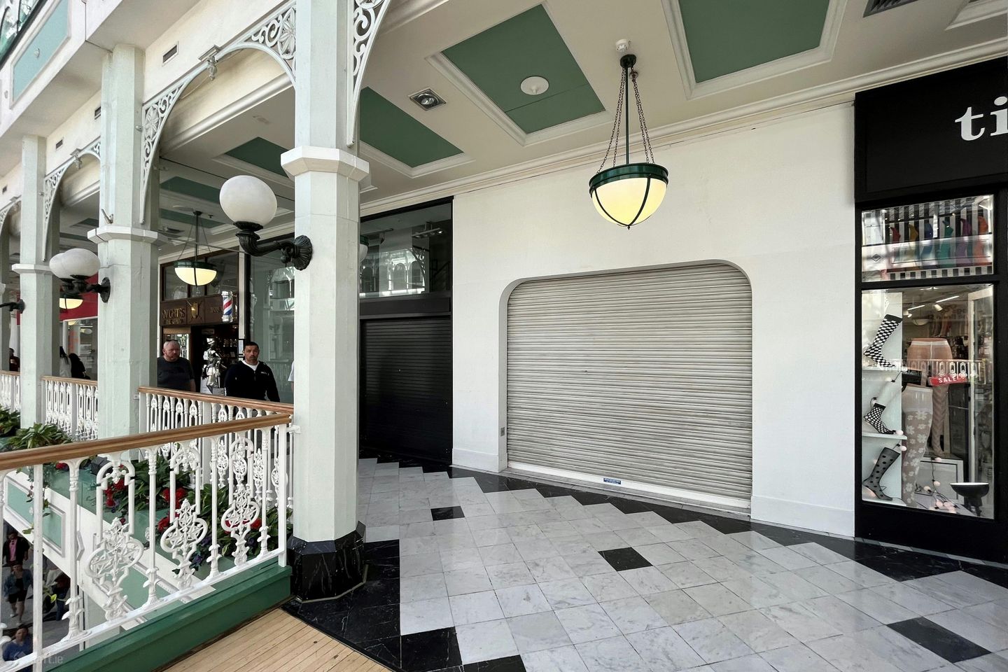 Unit 107, Stephen's Green Shopping Centre, Saint Stephen's Green, Dublin 2 — photo 1