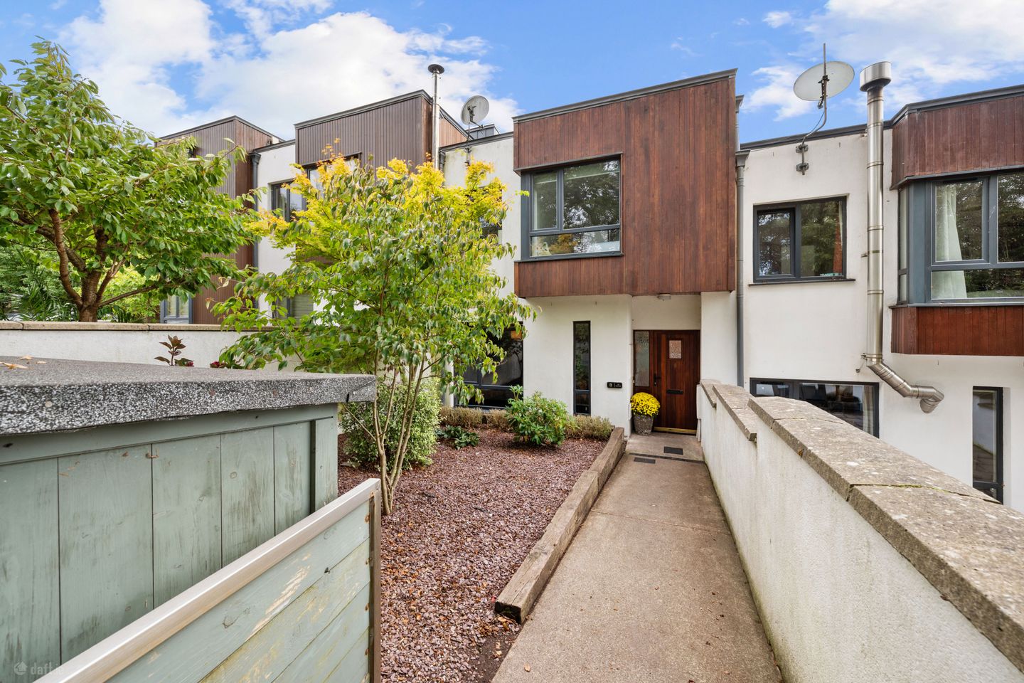 8 The Courtyard, Woodville, Glanmire, Cork, T45 FX01 — photo 1