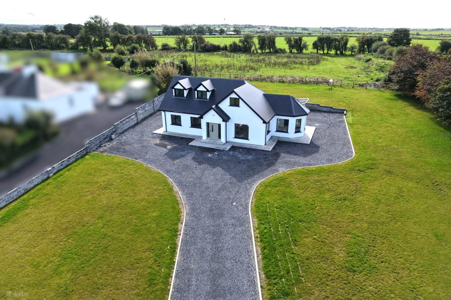 Ardskea Beg, Ballyglunin, Co. Galway, H54PH29 — photo 1