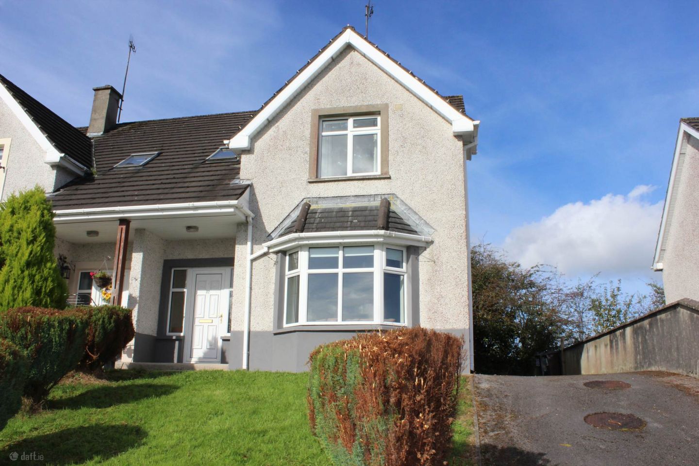 37 The Green, Ballymacool, Letterkenny, Co. Donegal — photo 1