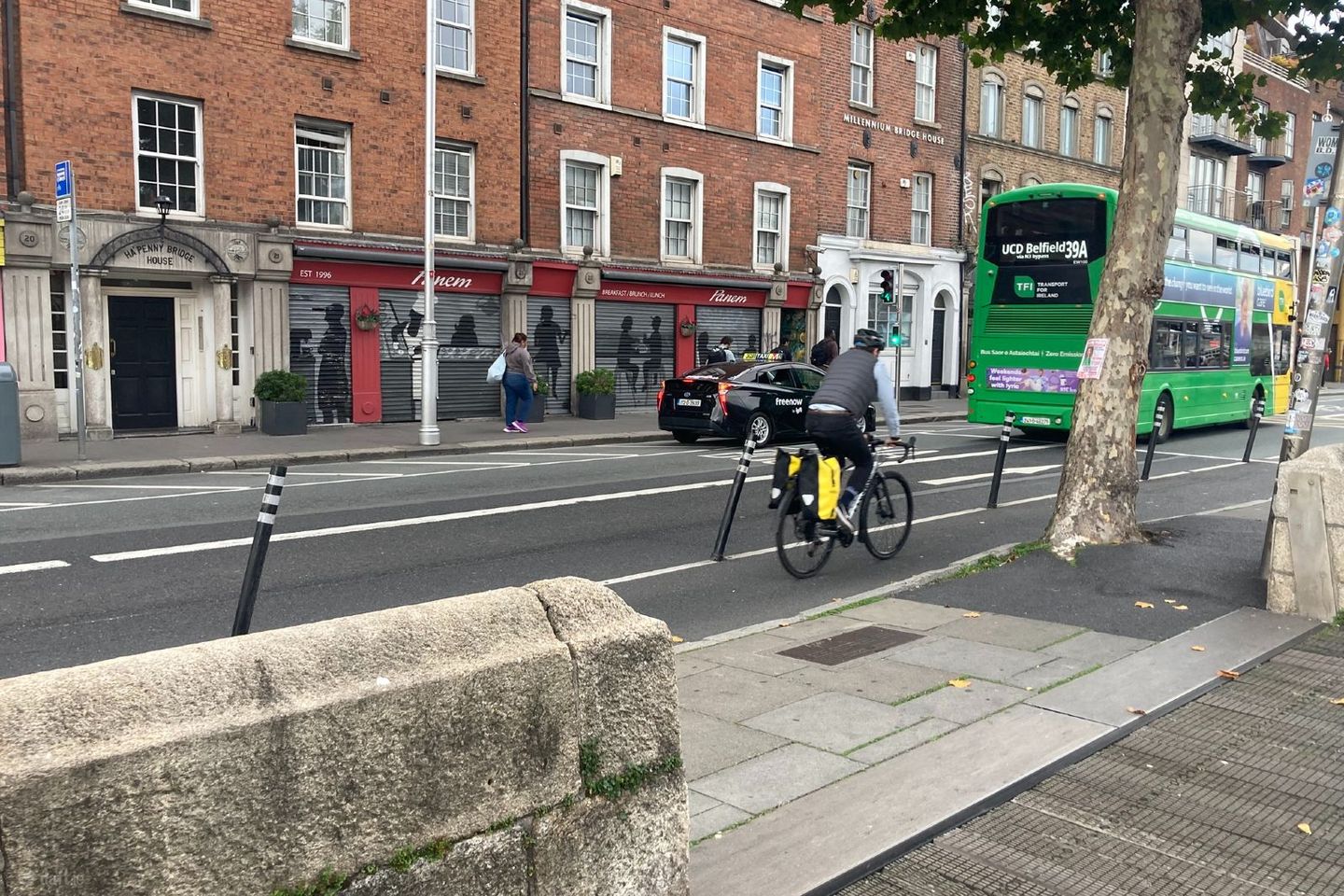 44 Ha'penny Bridge House, Ormond Quay, Dublin 1 — photo 1