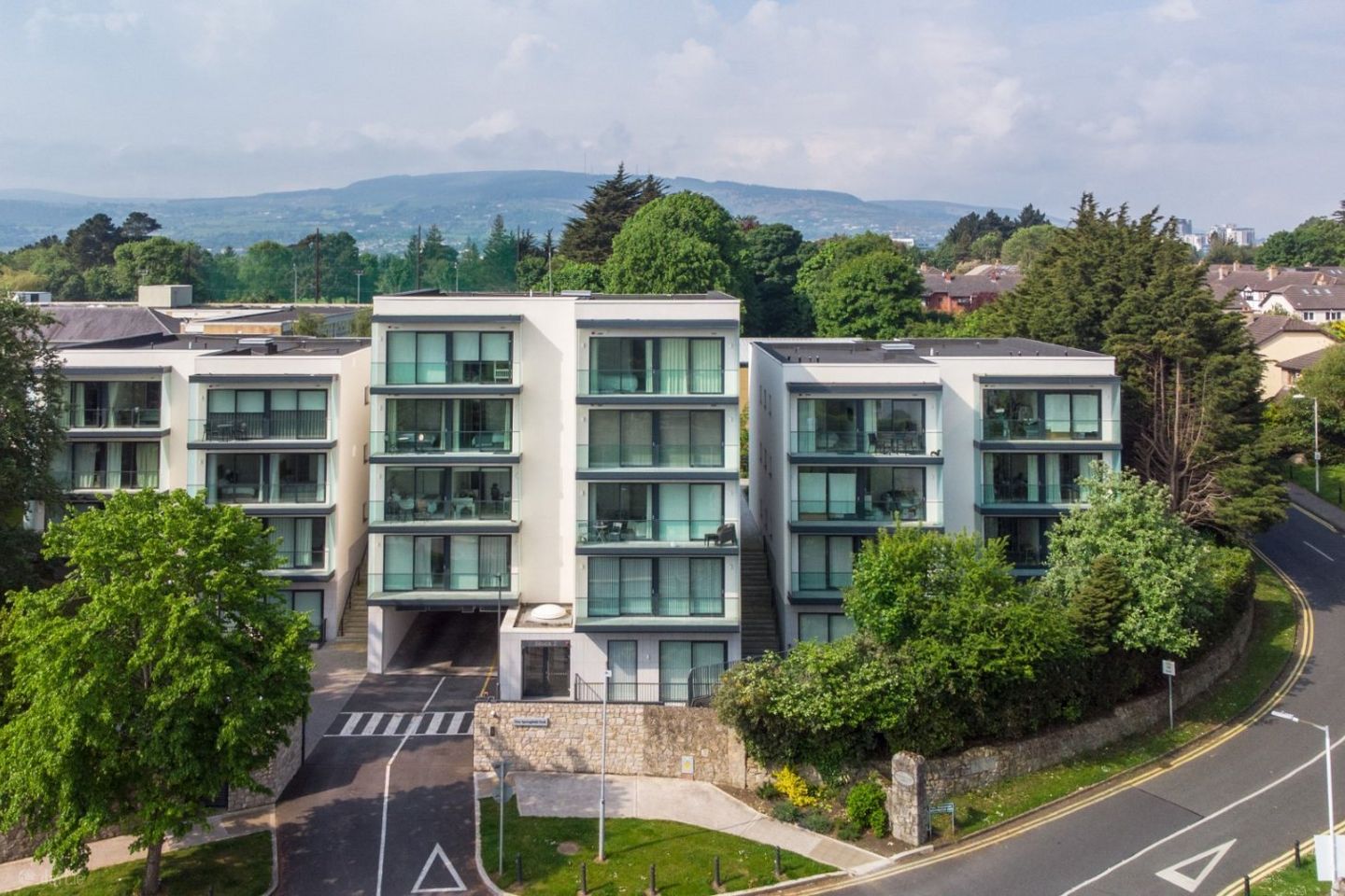 Apartment 12, One Springfield Park, Foxrock, Dublin 18, D18PC6T — photo 1