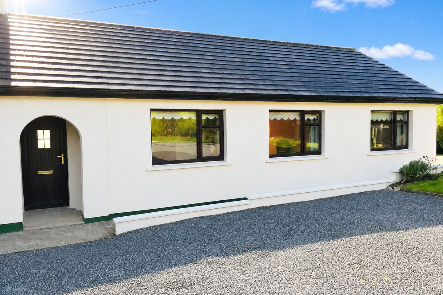 White Gables, Ballygriffin, Arklow, Co. Wicklow — photo 1