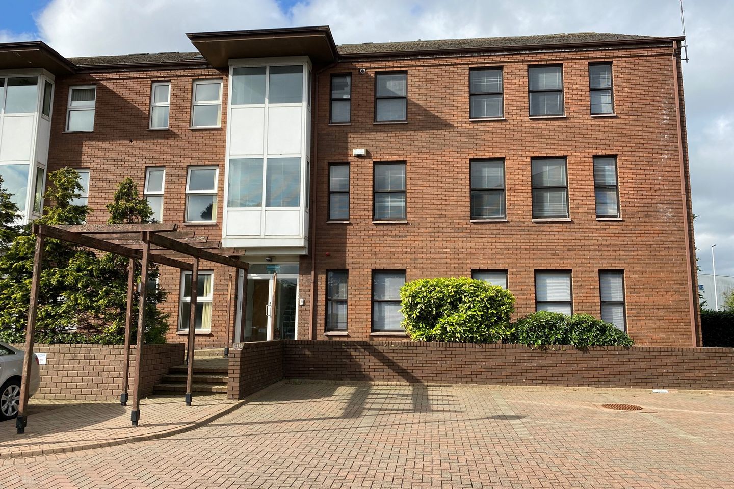 Unit 1 Leopardstown Office Park, Burton Hall Avenue, Sandyford, Co. Dublin — photo 1