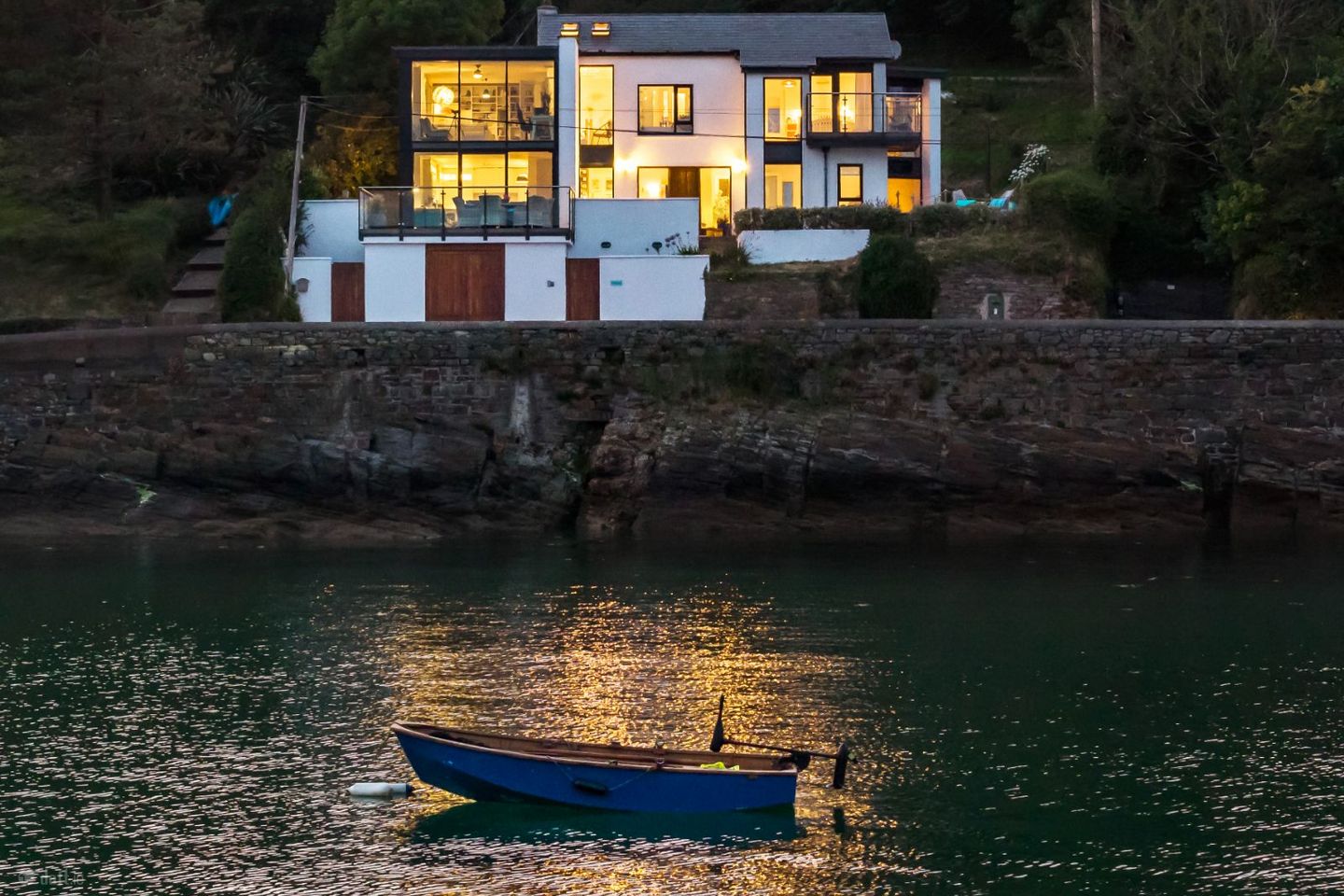 Seaglass, Ardkilly, Sandycove, Kinsale, Co. Cork, P17HY42 — photo 1