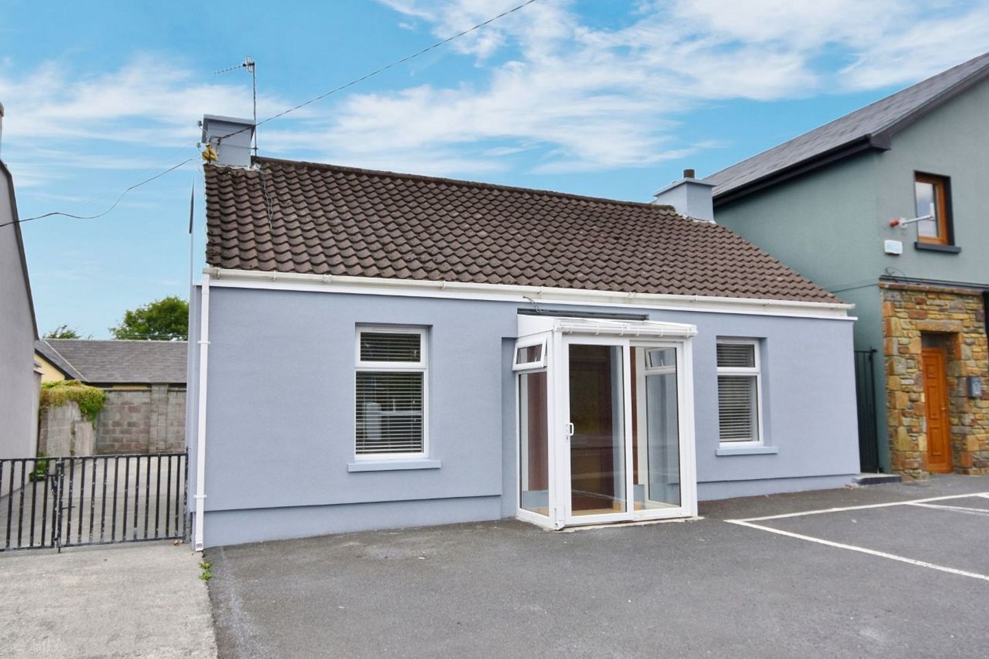 Saint Brendan's Terrace, Listowel, Co. Kerry, V31CD74 — photo 1