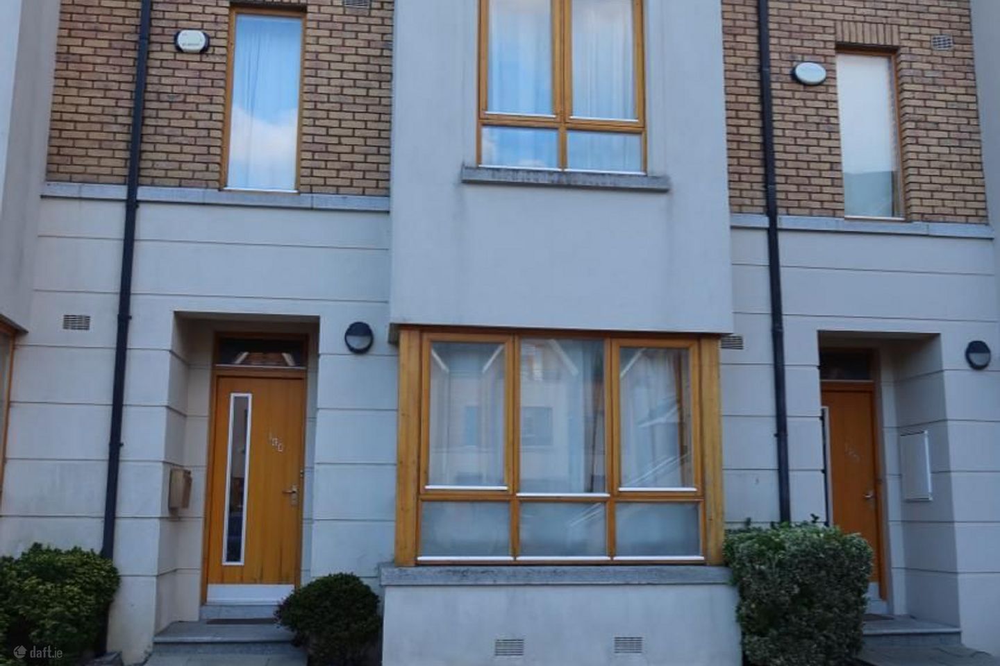 190 Trimbleston , Goatstown, Co. Dublin — photo 1