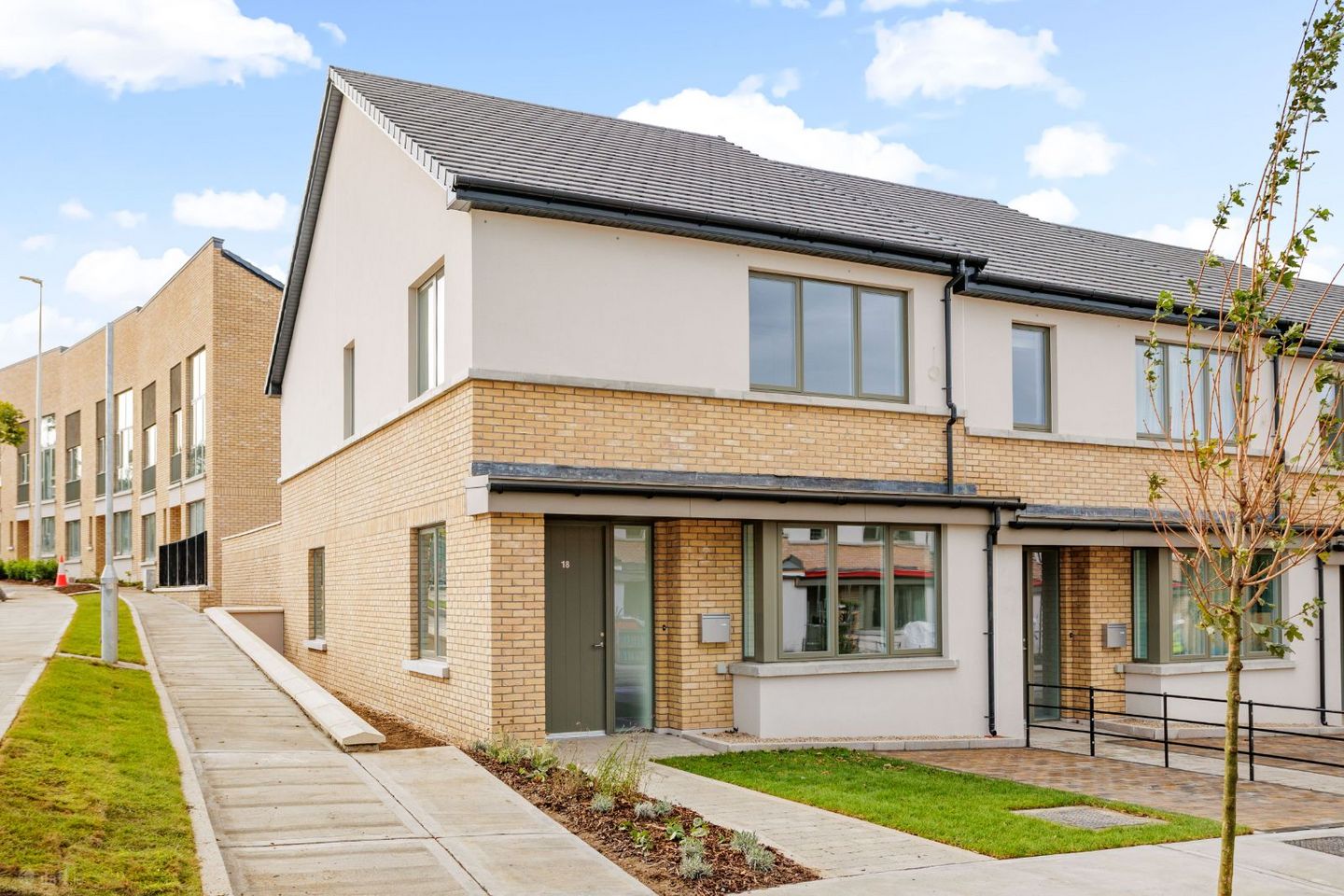 4 Bed House - The Tolka , The Glen, Druids Park, Druids Glen Road, Cabinteely, Dublin 18 — photo 1