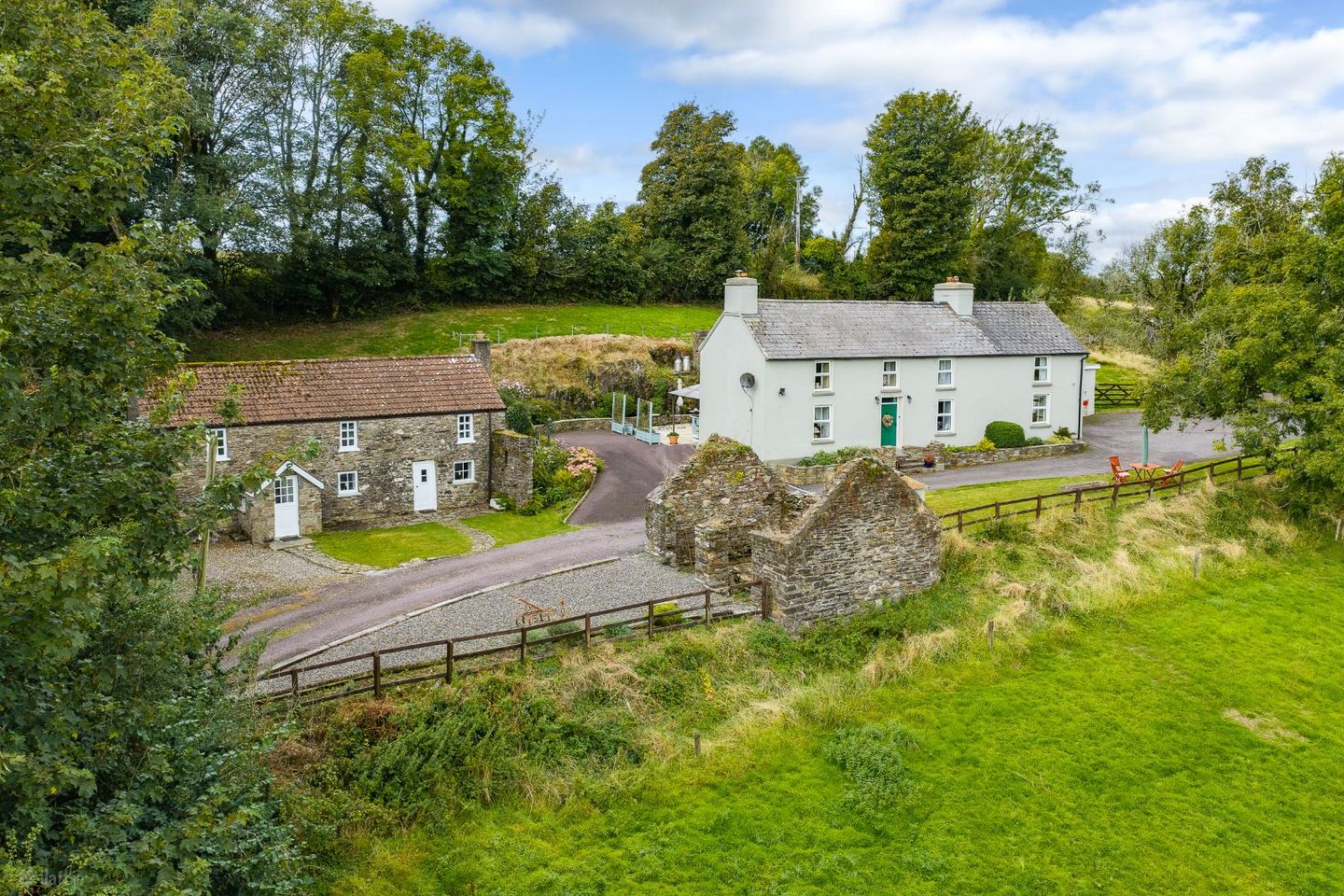 Valley View, Curraghcrowley, Ballineen, Co. Cork, P47DC92 — photo 1
