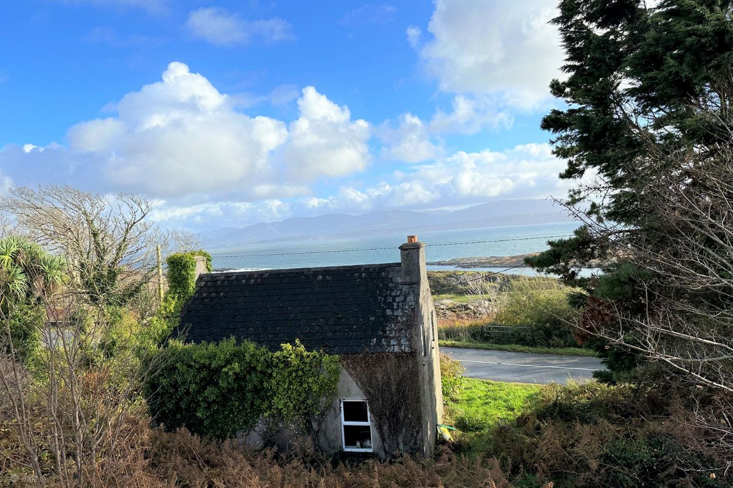 Castlecove, Castlecove, Co. Kerry, V93E6V9 — photo 1