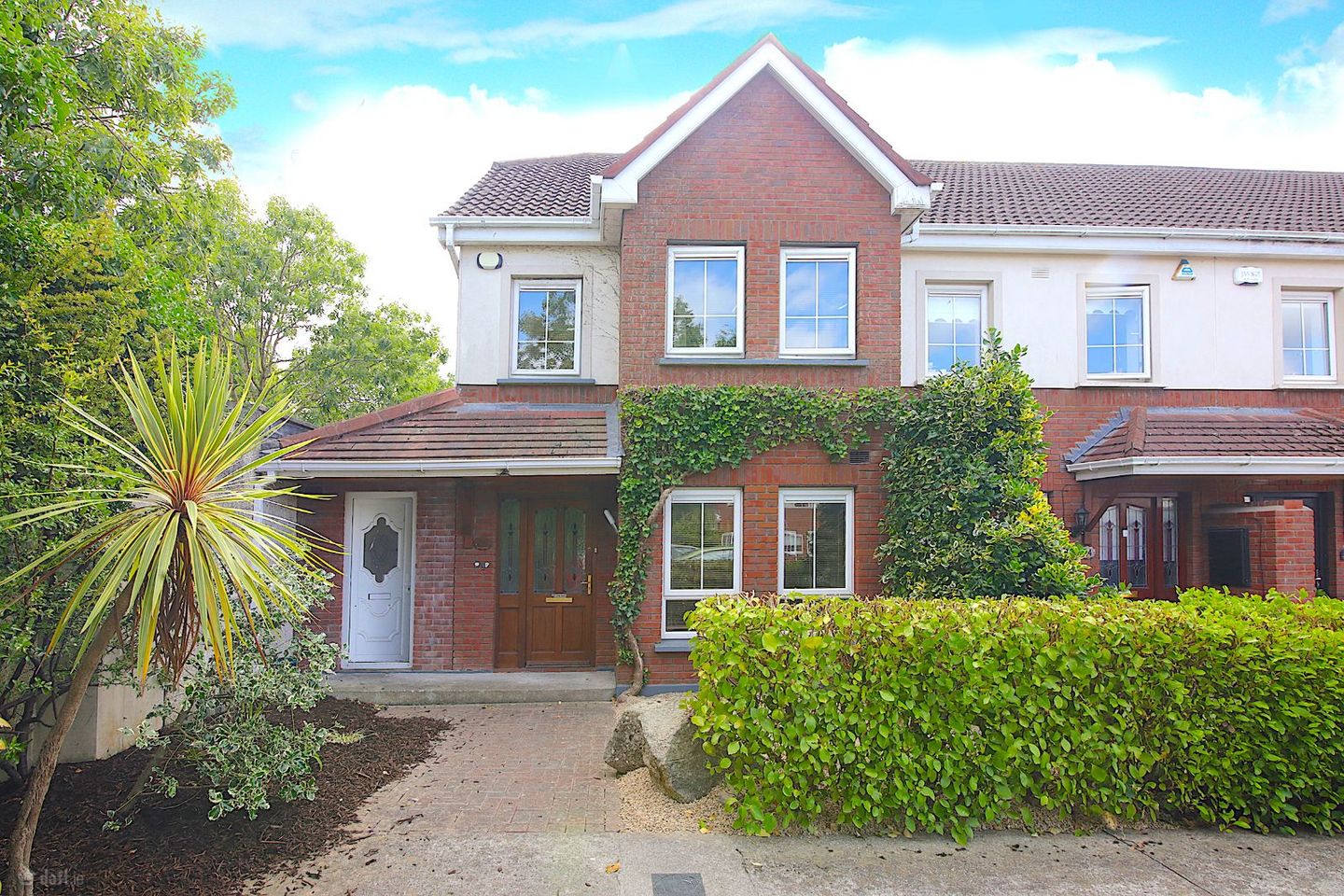 26 Larkfield Place, Lucan, Lucan, Co. Dublin, K78FK65 — photo 1