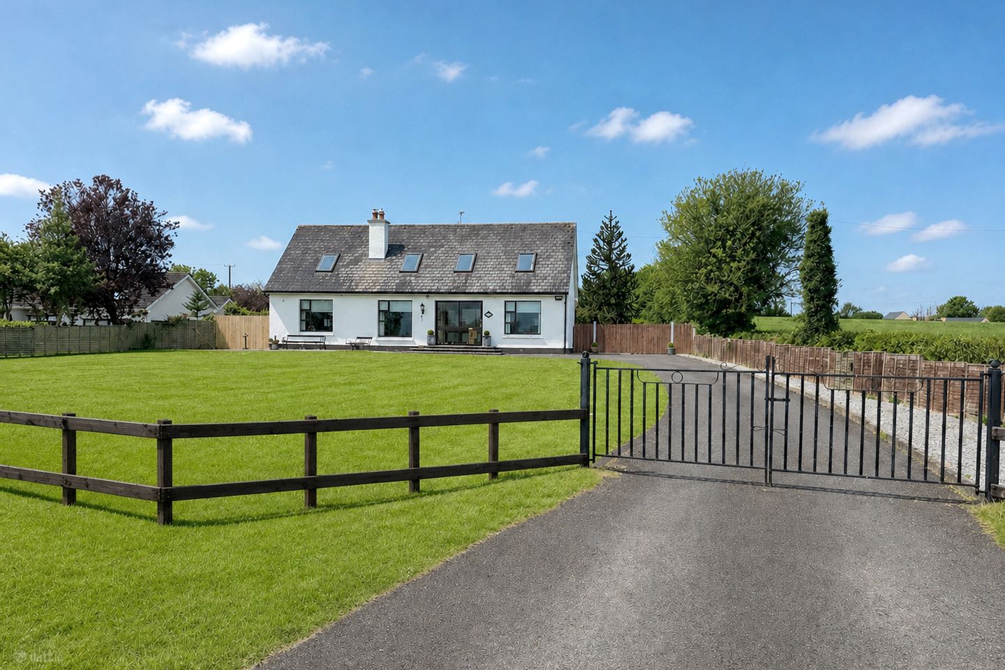 Hillside, Clonad, Portlaoise, Co. Laois, R32HP6F — photo 1