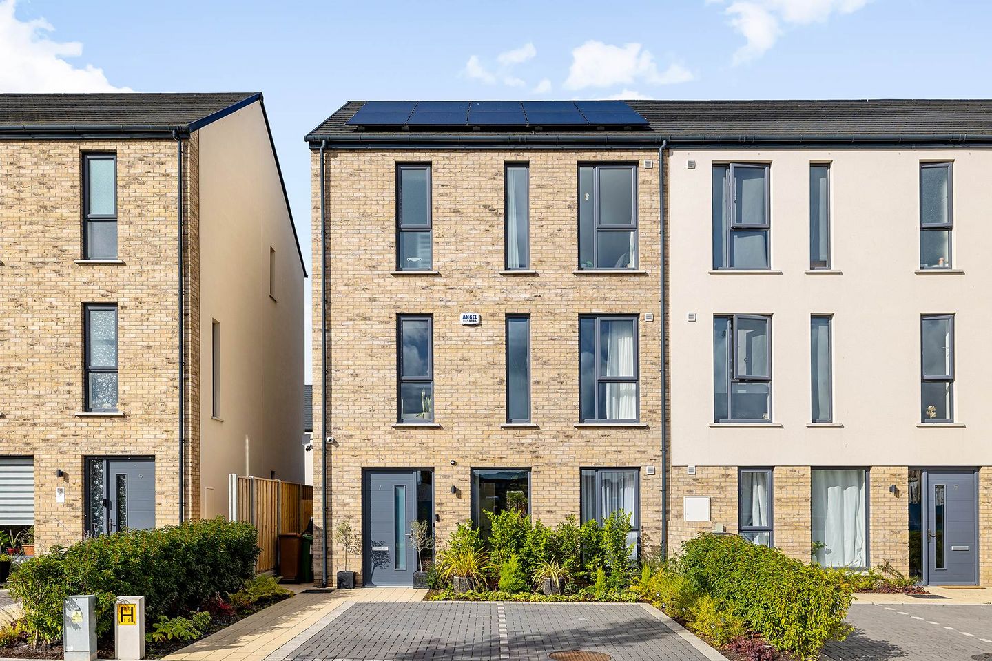 7 Redford Park View, Lucan, Co. Dublin, K78R9T0 — photo 1